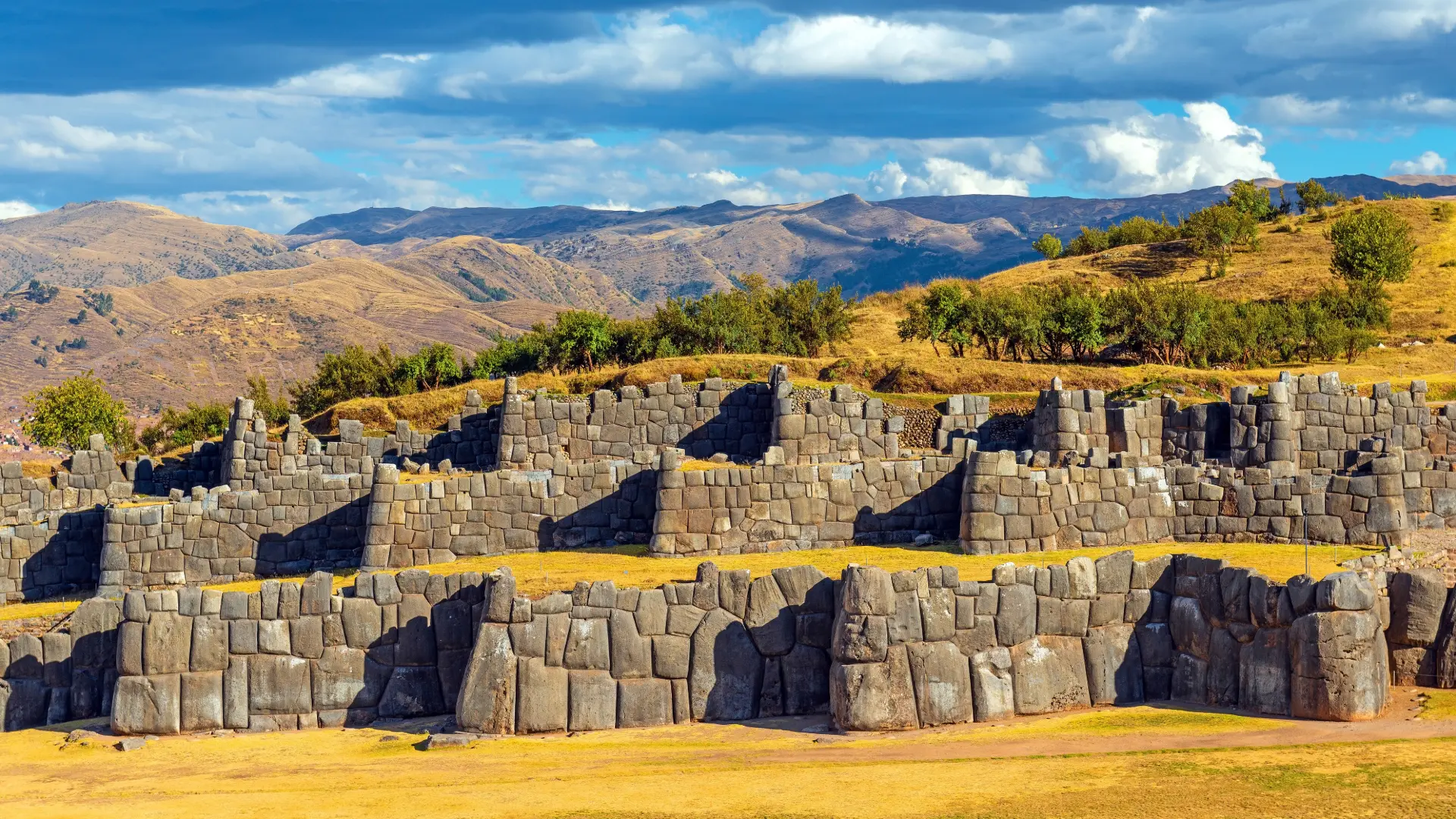 sacsayhuaman